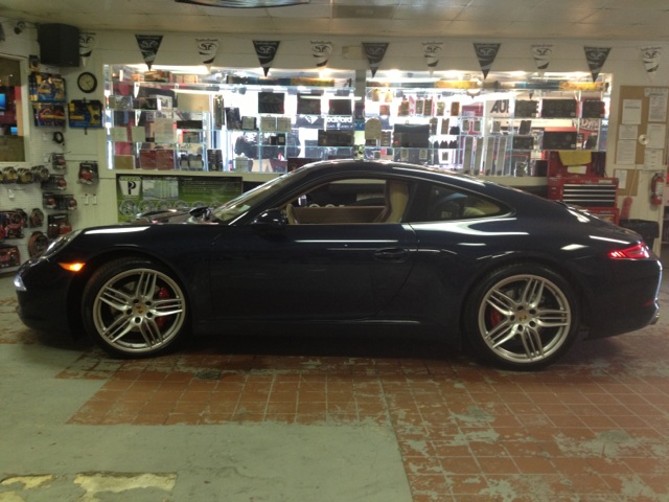 Image for 12 Porsche 911